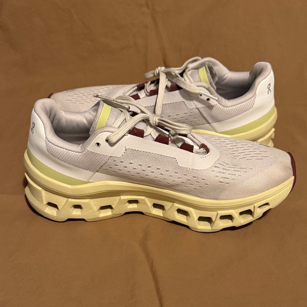 On Cloud Monster Women’s Running Purple/Burgundy & Lime Green - Picture 5 of 9